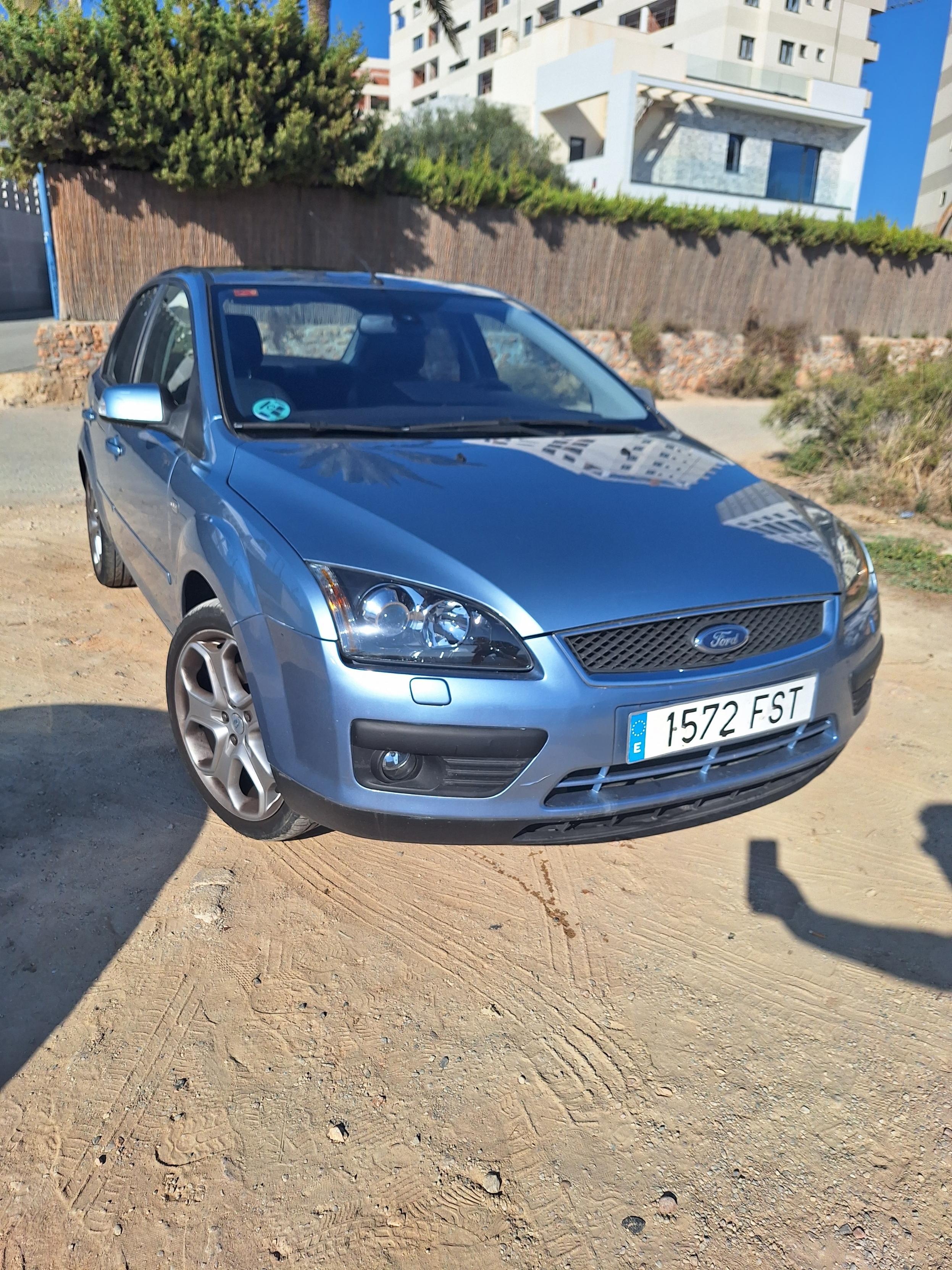 Ford Focus Sedan Trend 2.0 Titanium (automaattivaihteisto)