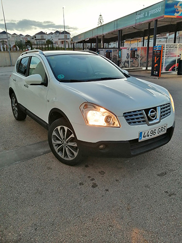 Nissan Qashqai 2.0 (manuaalivaihteisto)