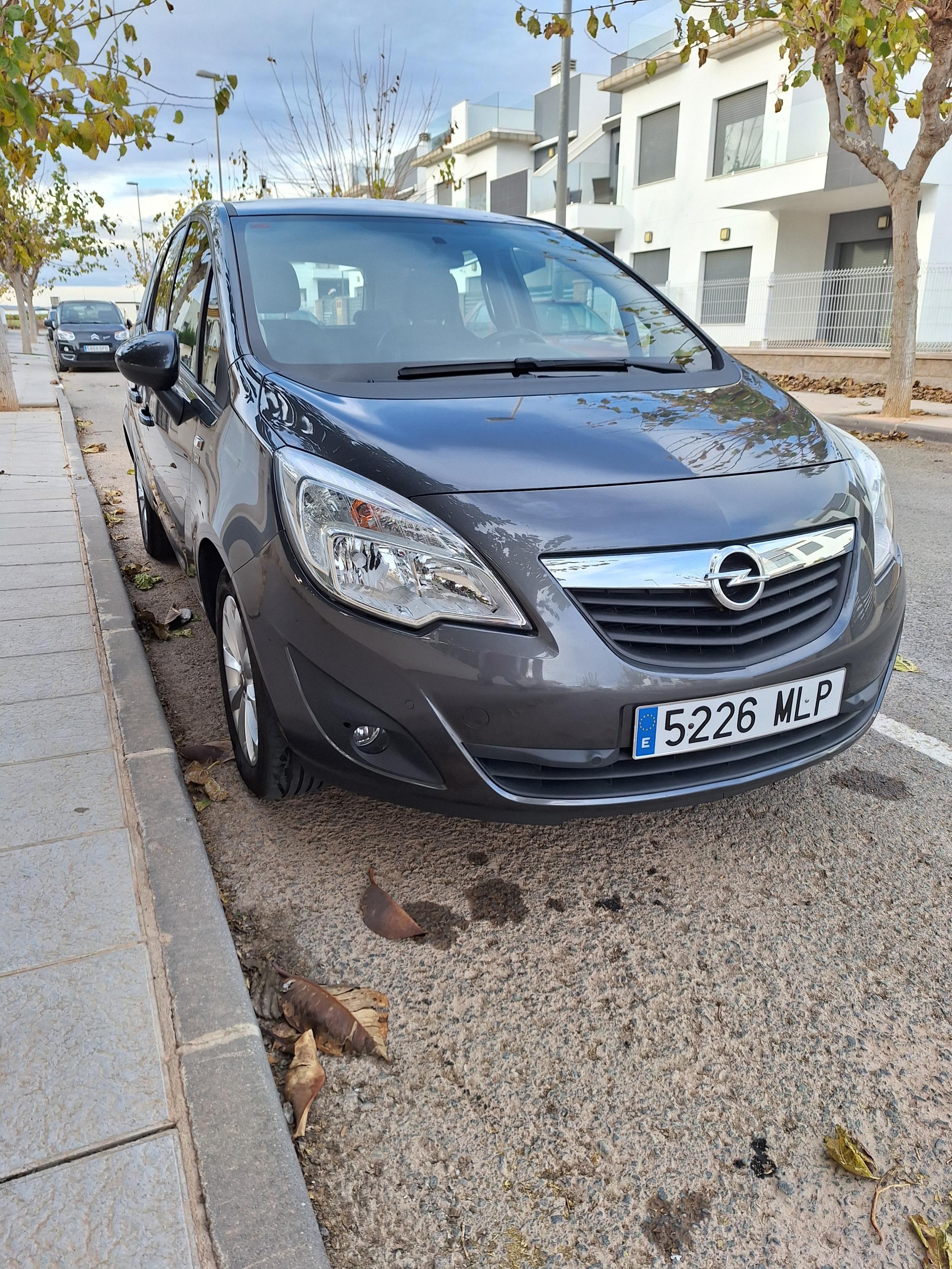 Opel Meriva Turbo (manuaalivaihteisto)