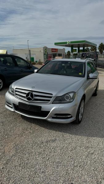 Mercedes-Benz C220 CDI (automaatti)